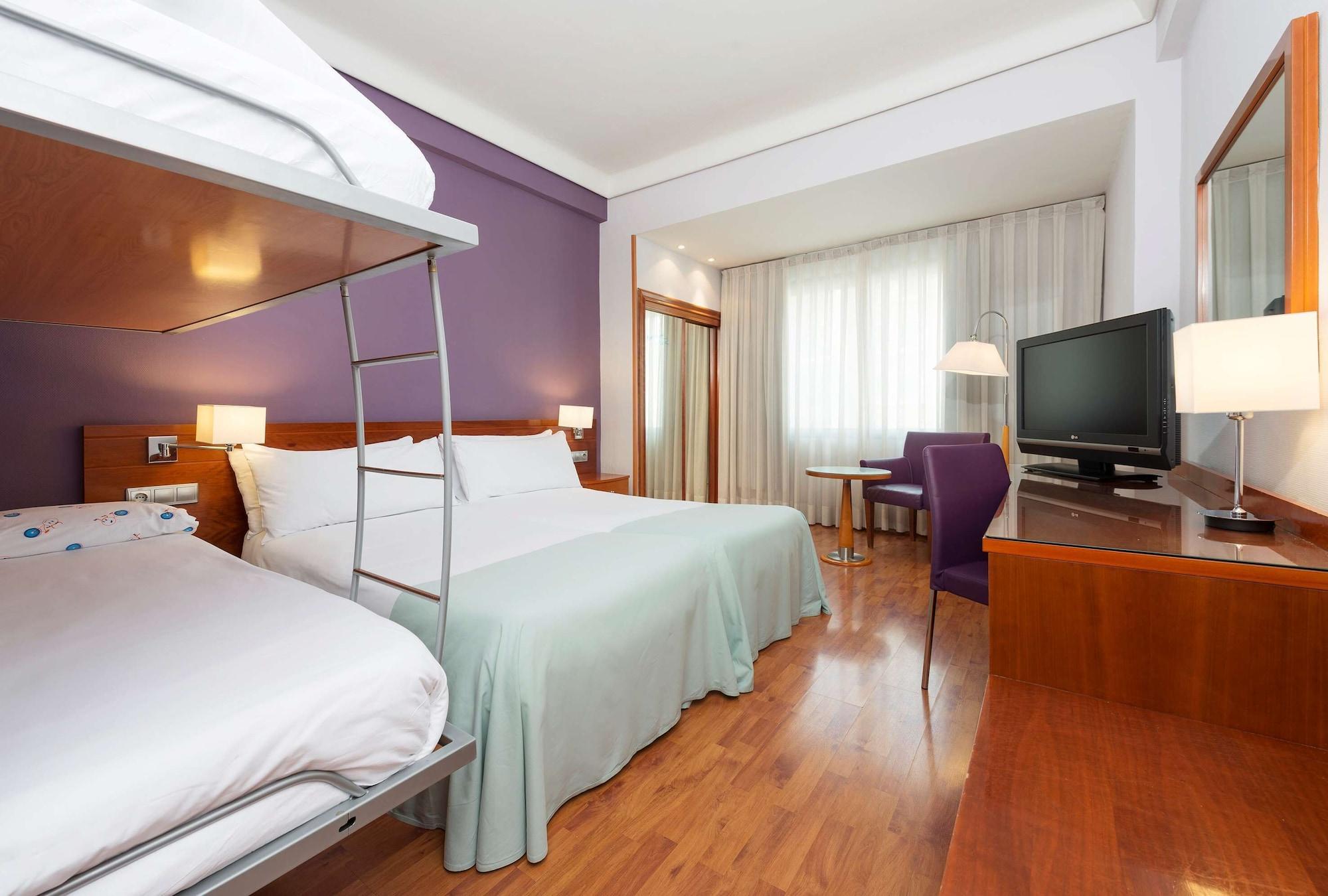 Hotel Madrid Centro, Affiliated by Meliá Esterno foto