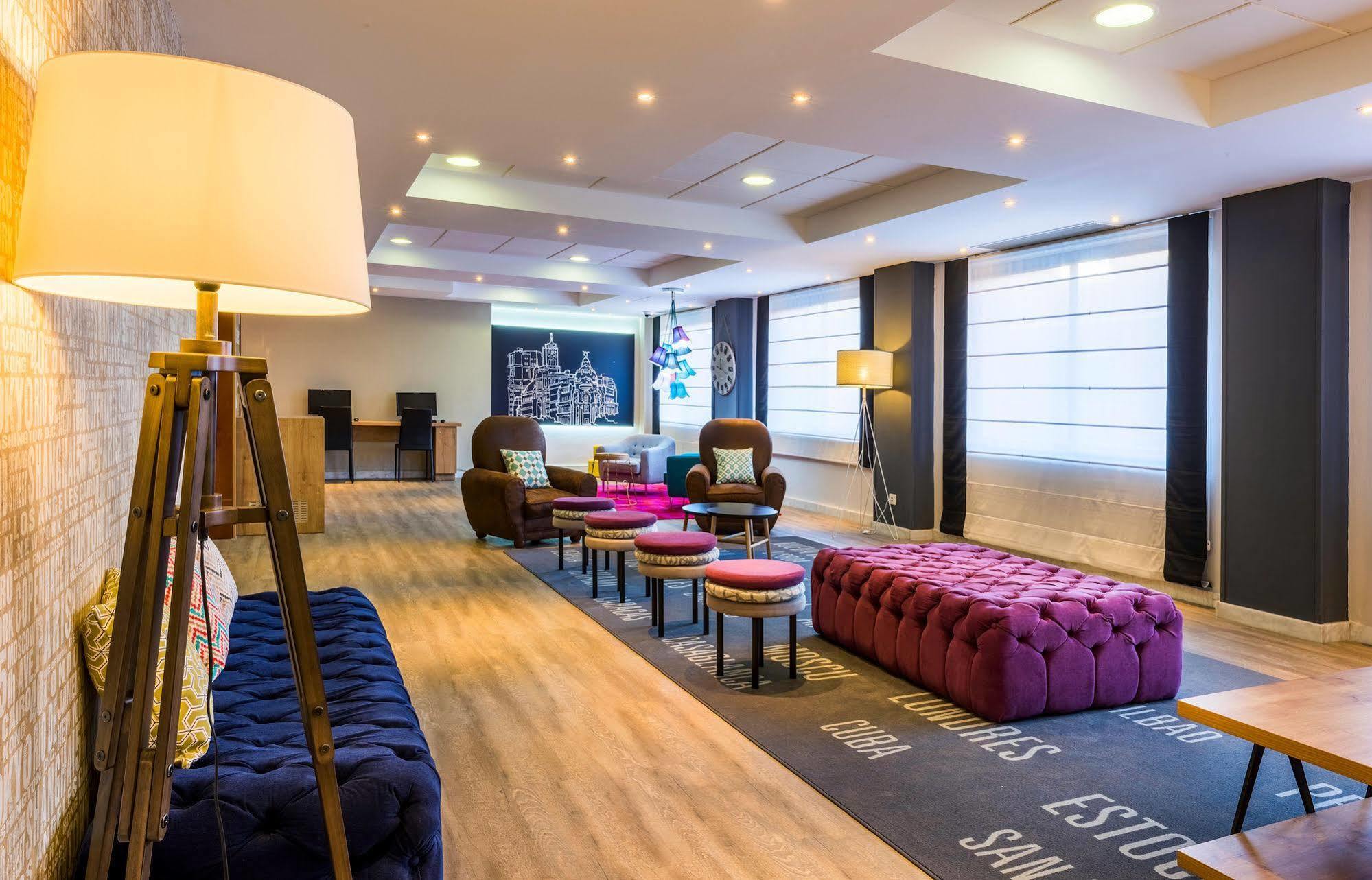 Hotel Madrid Centro, Affiliated by Meliá Esterno foto