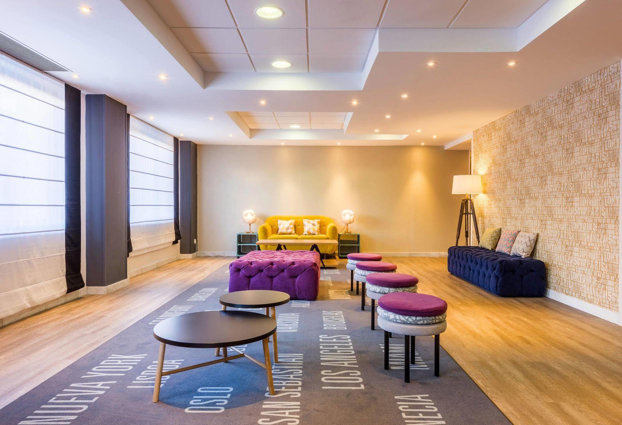 Hotel Madrid Centro, Affiliated by Meliá Esterno foto