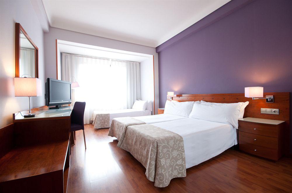 Hotel Madrid Centro, Affiliated by Meliá Esterno foto